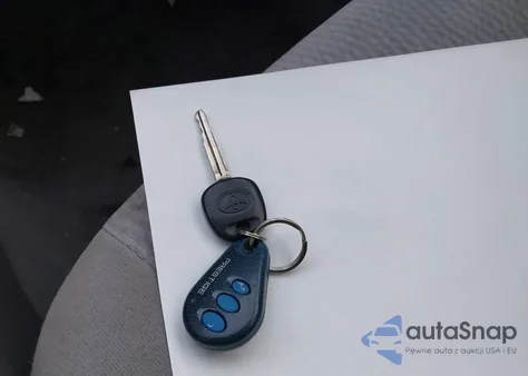 2007 Toyota Corolla Le из США, поврежденный, VIN 2T1BR32E57C721780